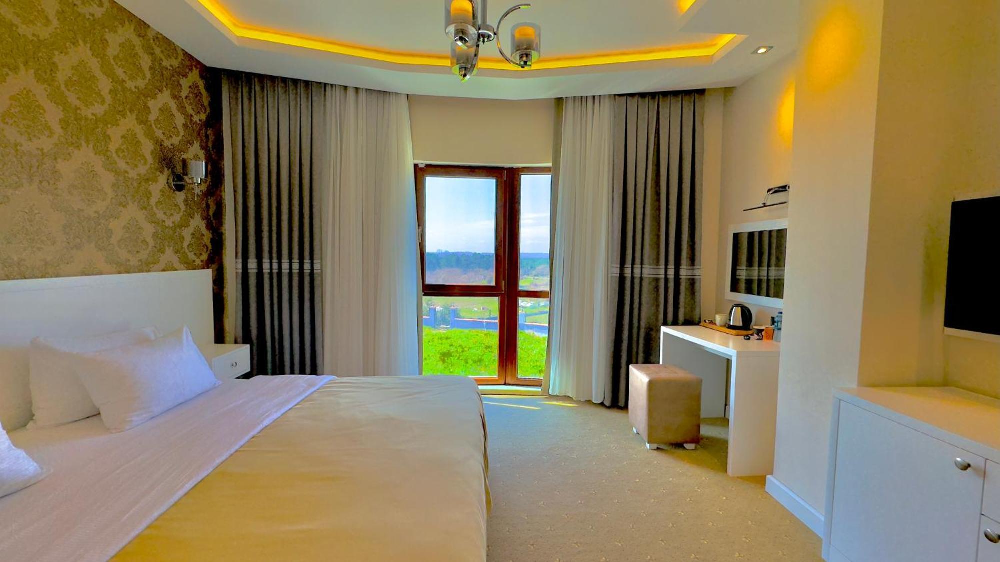 Green Roof Hotel & Spa Terkos Extérieur photo